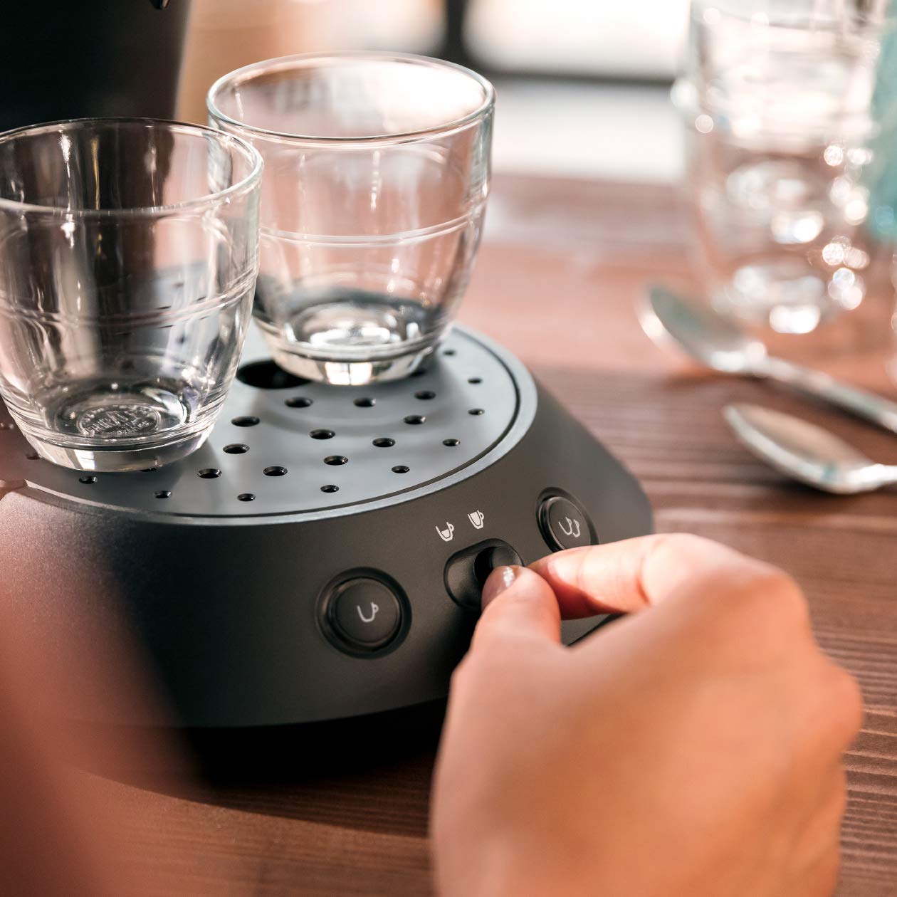 Senseo Original Plus CSA210/61 - Cafetière à Dosette Crema Plus, Noir Intense